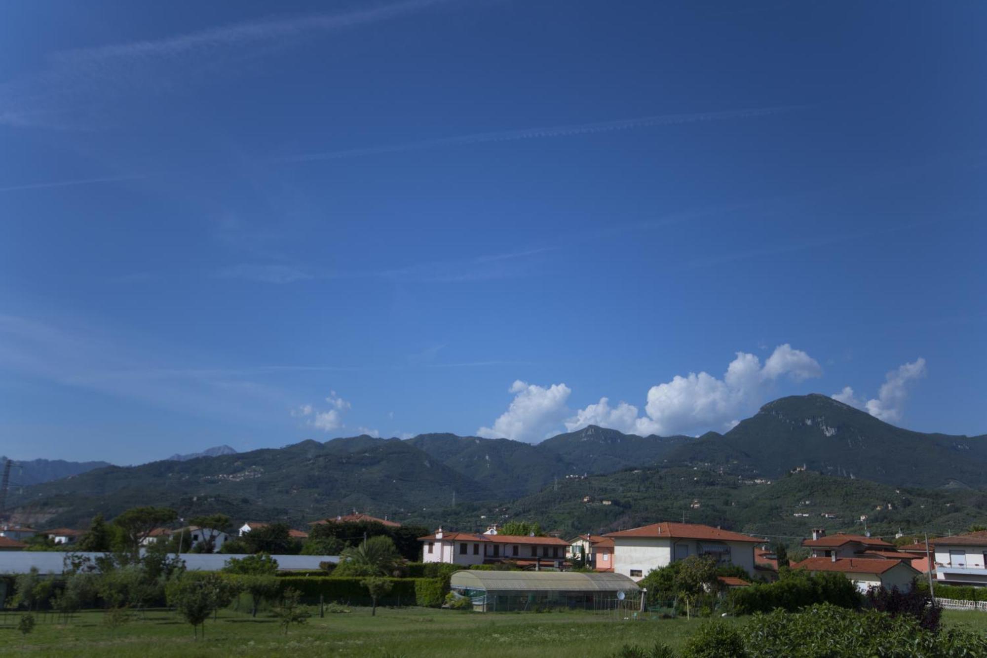 Il Tremarino Lejlighedshotel Camaiore Eksteriør billede